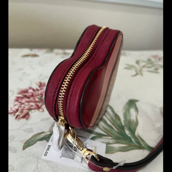 Michael kors heart Coin case - Picture 2 of 3